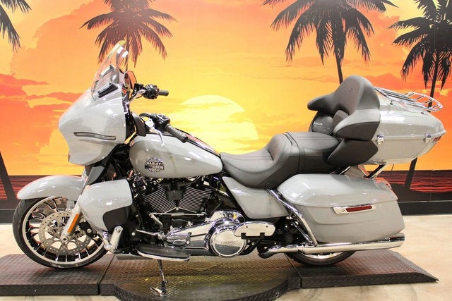 2026 Harley-Davidson FLHXL - Street Glide Limited Base