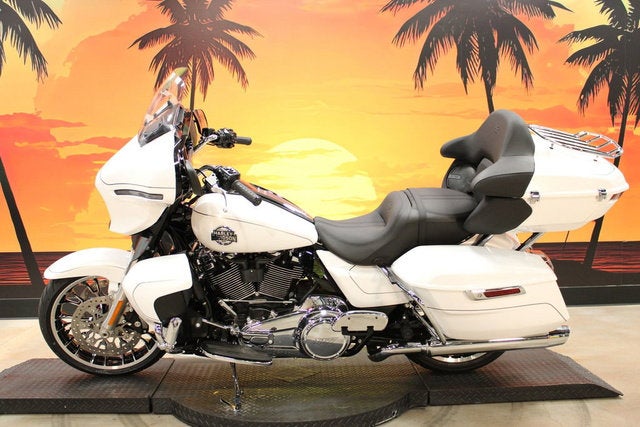 2026 Harley-Davidson FLHXL - Street Glide Limited Base