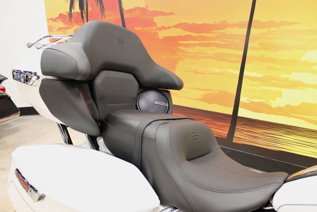 2026 Harley-Davidson FLHXL - Street Glide Limited Base