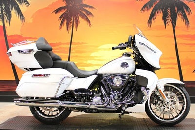 2026 Harley-Davidson Street Glide FLHXL - Limited