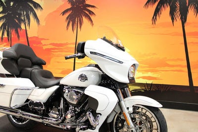 2026 Harley-Davidson Street Glide FLHXL - Limited