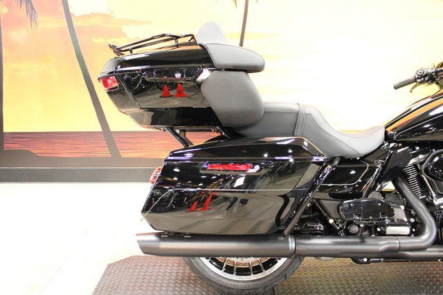 2026 Harley-Davidson FLHXL - Street Glide Limited Base