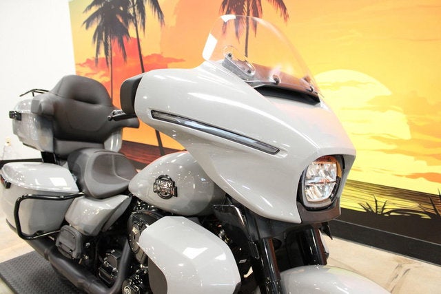 2025 Harley-Davidson FLHXU - Street Glide Ultra Base