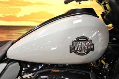 2025 Harley-Davidson FLHXU - Street Glide Ultra Base