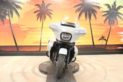 2025 Harley-Davidson FLHXU - Street Glide Ultra Base