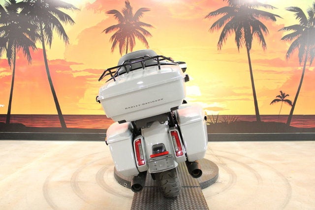 2025 Harley-Davidson FLHXU - Street Glide Ultra Base