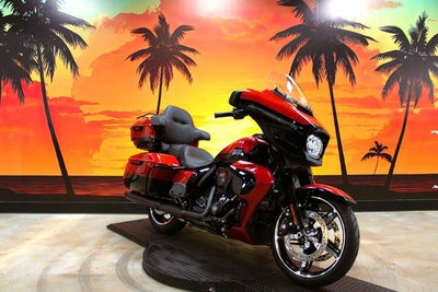 2025 Harley-Davidson FLHXU - Street Glide Ultra Base