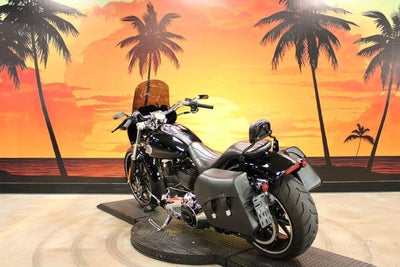 2013 Harley-Davidson Softail FXSB - Breakout