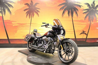 2013 Harley-Davidson Softail FXSB - Breakout