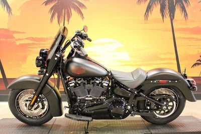 2026 Harley-Davidson Softail FLHD - Deadwood
