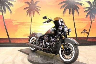 2026 Harley-Davidson Softail FLHD - Deadwood