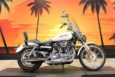 2007 Harley-Davidson Sportster XL1200C - 1200 Custom