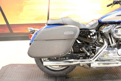 2017 Harley-Davidson Sportster XL1200C - 1200 Custom