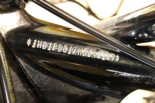 2017 Harley-Davidson FLHR - Road King Base