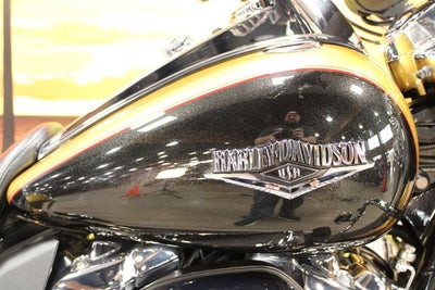 2017 Harley-Davidson FLHR - Road King Base