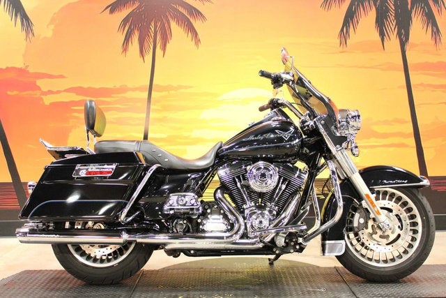 2012 Harley-Davidson FLHR - Road King Base