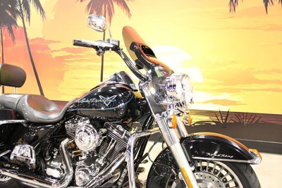 2012 Harley-Davidson FLHR - Road King Base