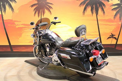 2012 Harley-Davidson FLHR - Road King Base