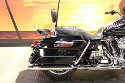 2012 Harley-Davidson FLHR - Road King Base