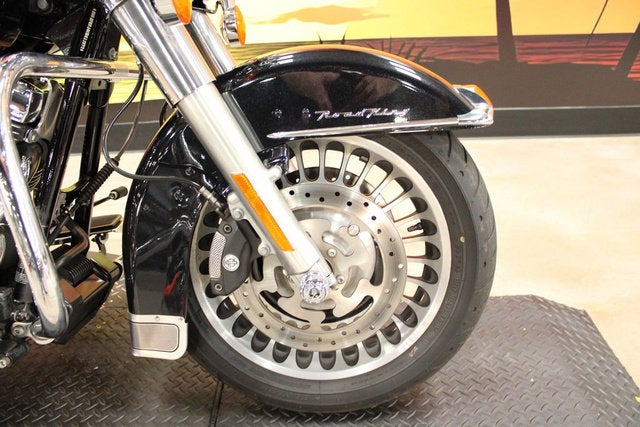 2012 Harley-Davidson FLHR - Road King Base