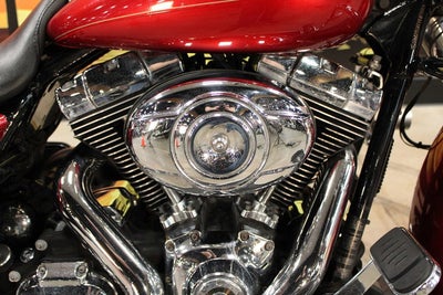 2013 Harley-Davidson FLHR - Road King Base