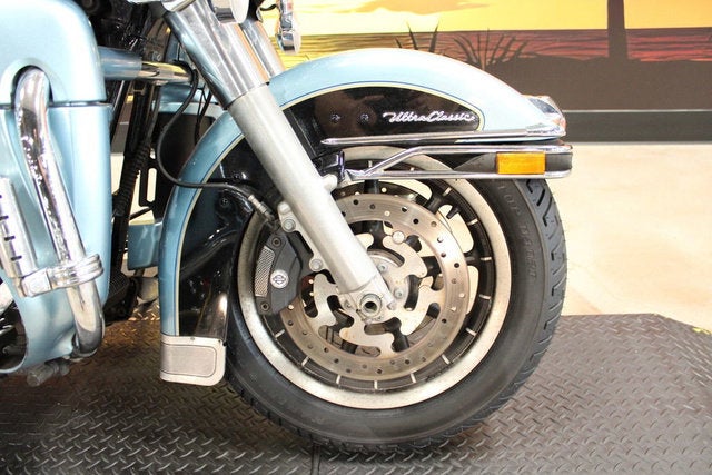 2008 Harley-Davidson FLHTCU - Ultra Classic Electra Glide Base
