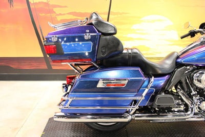 2009 Harley-Davidson Touring FLHTCU - Ultra Classic Electra Glide