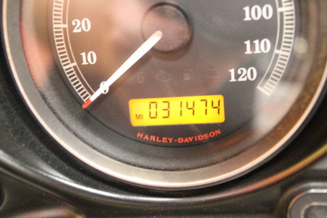 2011 Harley-Davidson FLHTCU - Ultra Classic Electra Glide Base
