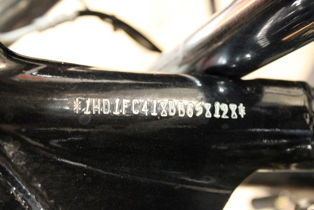 2011 Harley-Davidson FLHTCU - Ultra Classic Electra Glide Base