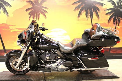 2018 Harley-Davidson Touring FLHTCU - Electra Glide Ultra Classic