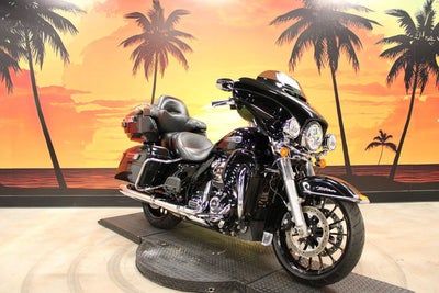 2018 Harley-Davidson Touring FLHTCU - Electra Glide Ultra Classic