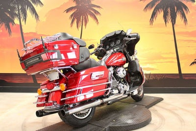 2012 Harley-Davidson FLHTCU - Electra Glide Ultra Classic Base