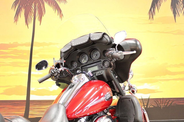 2012 Harley-Davidson FLHTCU - Electra Glide Ultra Classic Base