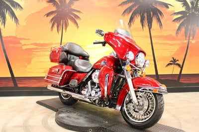 2012 Harley-Davidson FLHTCU - Electra Glide Ultra Classic Base