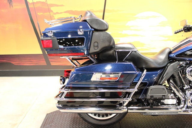 2012 Harley-Davidson Touring FLHTCU - Electra Glide Ultra Classic