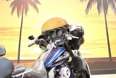 2012 Harley-Davidson Touring FLHTCU - Electra Glide Ultra Classic