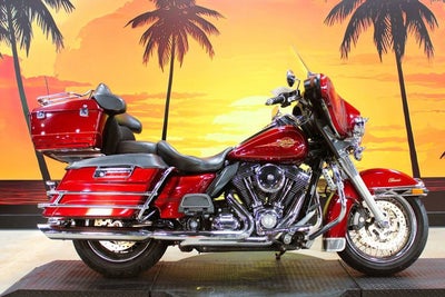 2010 Harley-Davidson FLHTC - Electra Glide Classic Base