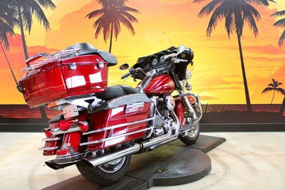 2010 Harley-Davidson FLHTC - Electra Glide Classic Base