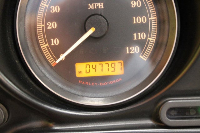 2010 Harley-Davidson FLHTC - Electra Glide Classic Base