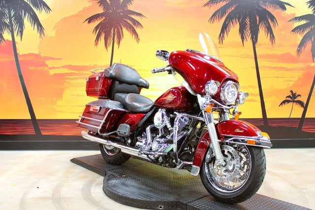 2010 Harley-Davidson FLHTC - Electra Glide Classic Base