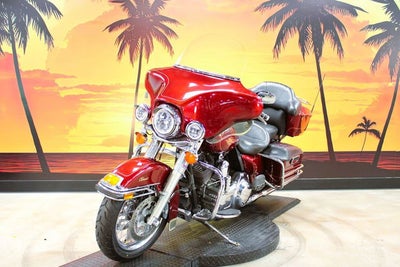 2010 Harley-Davidson FLHTC - Electra Glide Classic Base
