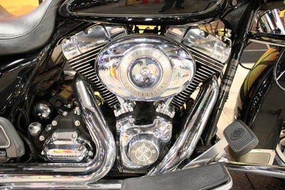 2011 Harley-Davidson Touring FLHTC - Electra Glide Classic