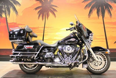2012 Harley-Davidson Touring FLHTC - Electra Glide Classic