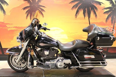 2012 Harley-Davidson Touring FLHTC - Electra Glide Classic