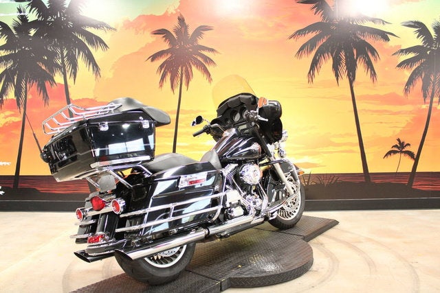 2012 Harley-Davidson Touring FLHTC - Electra Glide Classic