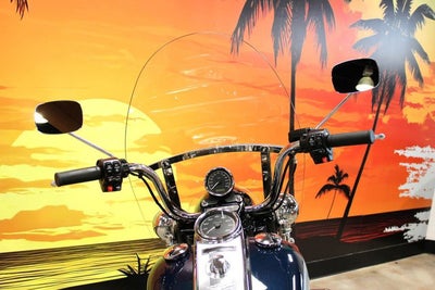 2022 Harley-Davidson FLHP Base