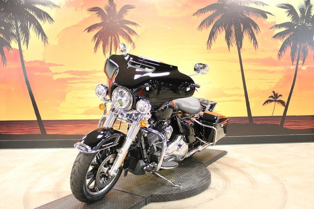 2024 Harley-Davidson FLHTP Base