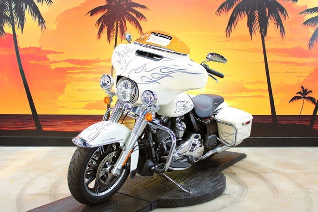 2023 Harley-Davidson FLHTP Base