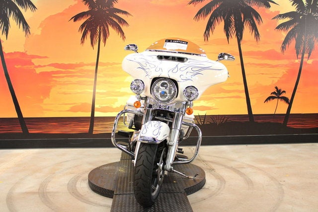 2023 Harley-Davidson FLHTP Base