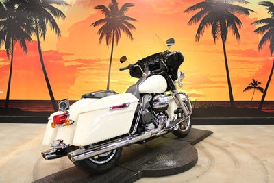 2024 Harley-Davidson FLHTP Base